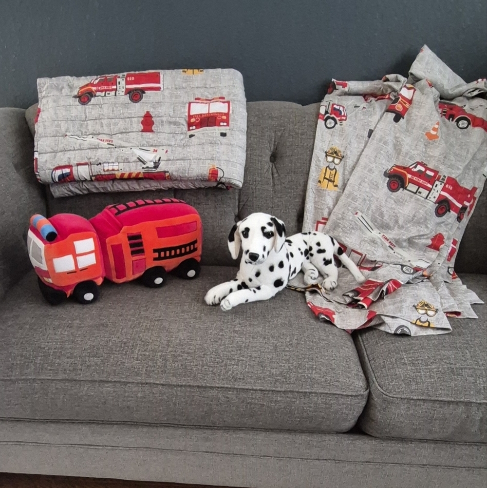 5 Piece Fire Truck Themed Reversible  Blanket and Plush Set